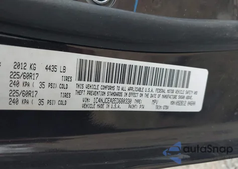 2014 Jeep Compass Latitude z USA, uszkodzony, nr VIN 1C4NJCEA2ED680330